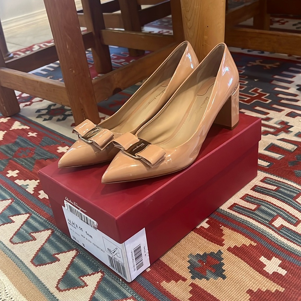 Salvatore Ferragamo Alice 55 Patent Leather Block Heel Pumps - New Blush
